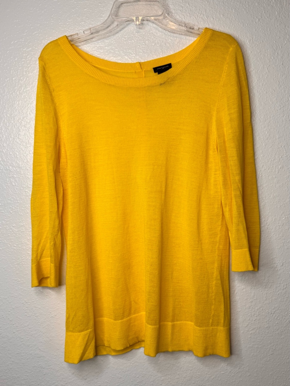 Ann Taylor Yellow Very Lightweight Sheer Pullover Sweater XL